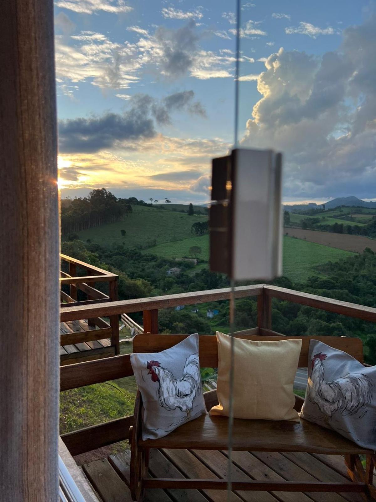 Chacrinha Pousada E Restaurante กาลดัส ภายนอก รูปภาพ